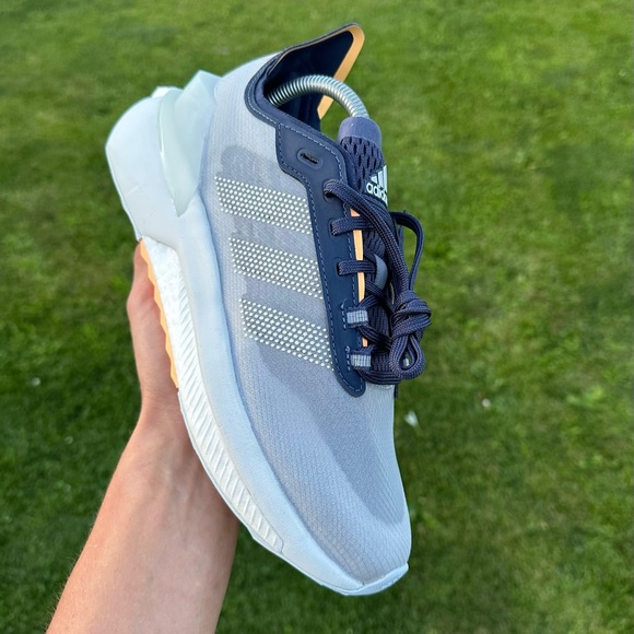 Mens running shoes Adidas Avryn boost shadow navy brand new size 13 us - Picture 4 of 6